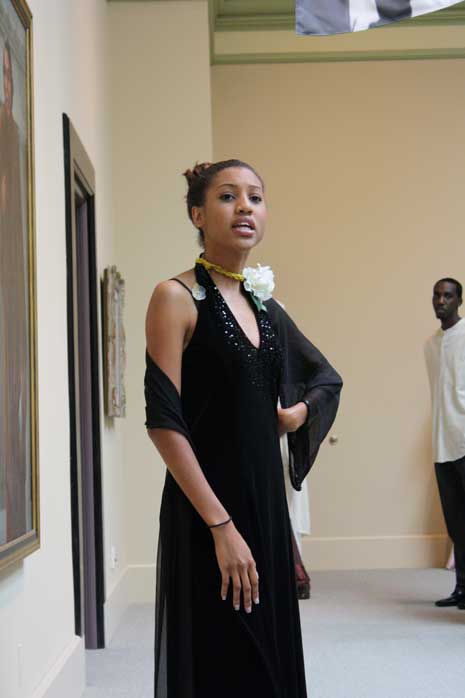 Aysha Preston performing at "Portraits Alive!" in 2009